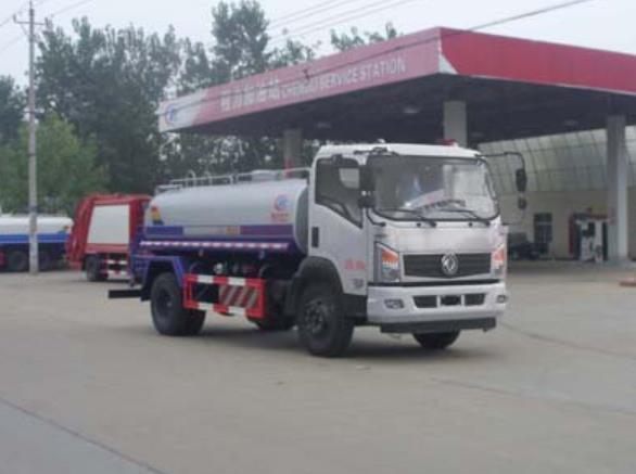 8方绿化喷洒车